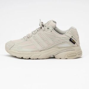 Adidas Adistar Cushion Color Putty Green Size Us 7.5 Woman Sneakers